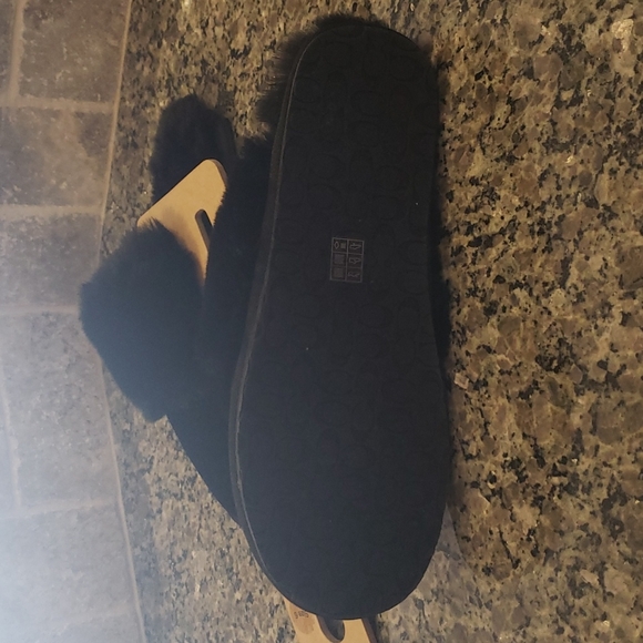 Coach slippers - Picture 3 of 4